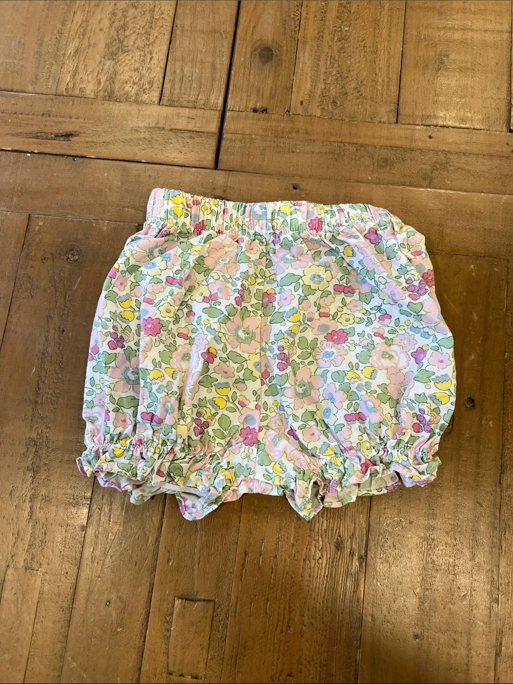 Stitchy fish strawberry pocket floral bloomer and top matching set 9 months - Picture 9 of 9